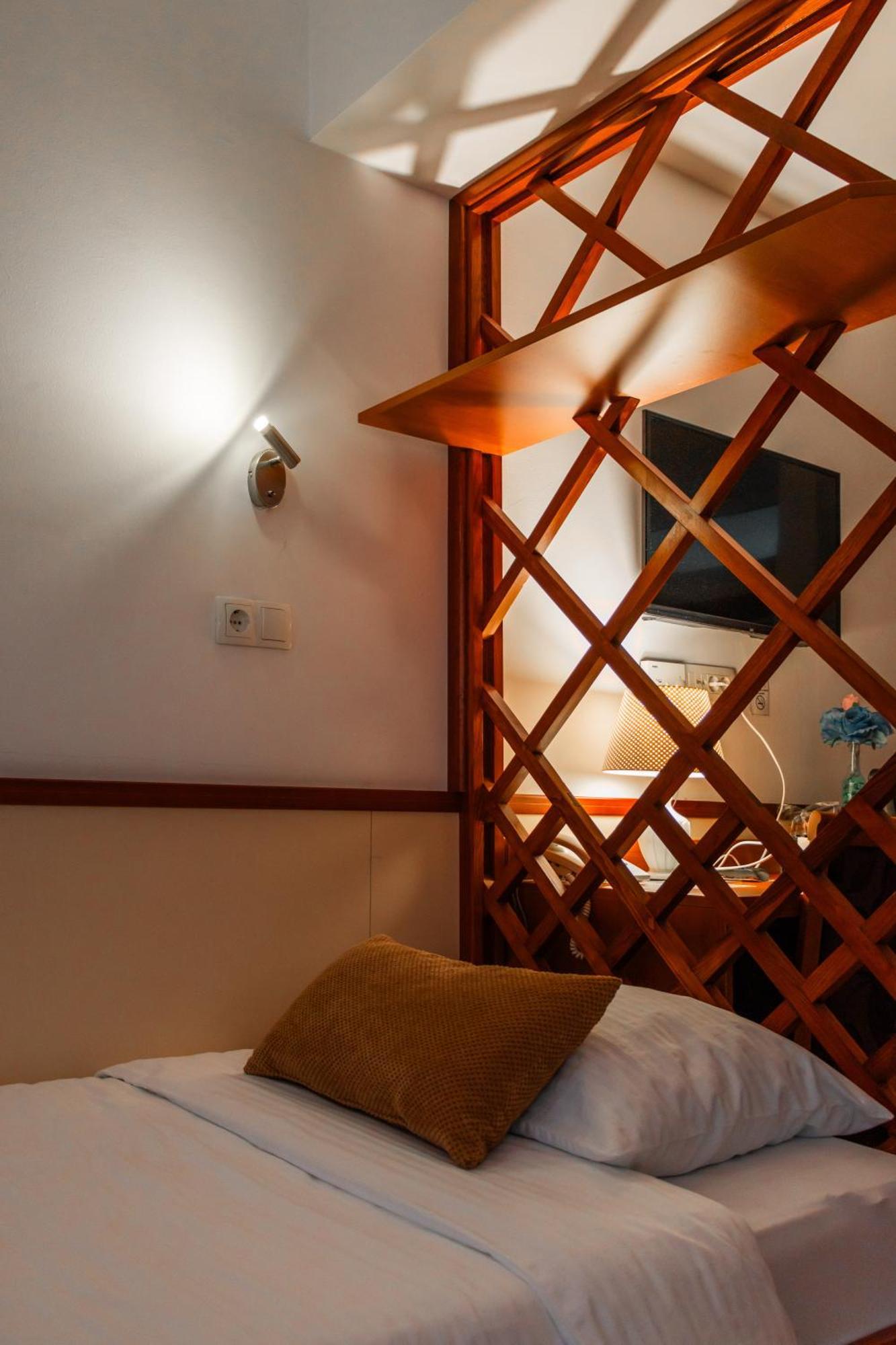 Hotel Saraj SJJ Eksteriør bilde