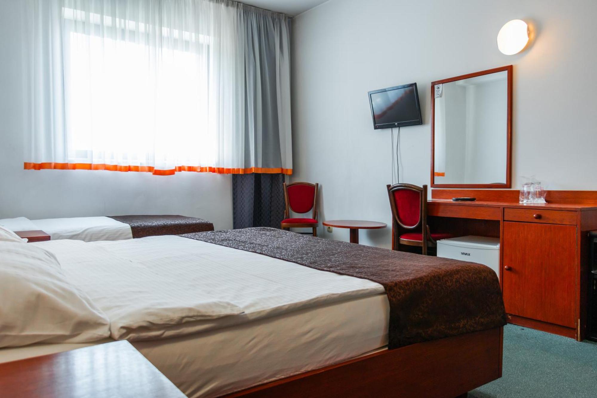 Hotel Saraj SJJ Eksteriør bilde